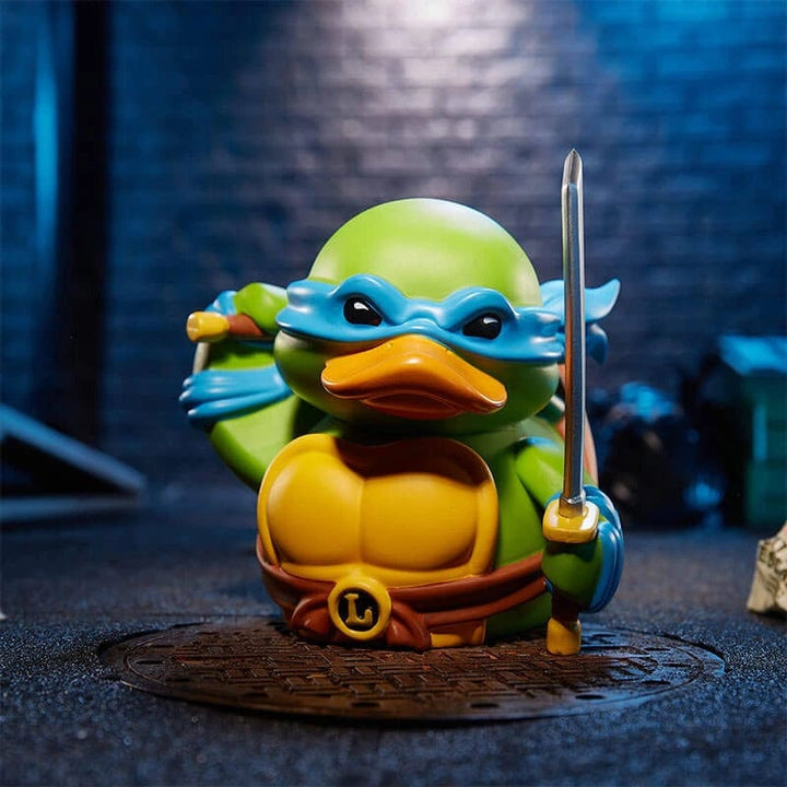 Official Teenage Mutant Ninja Turtles Leonardo TUBBZ